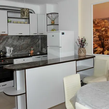 Апартамент Флоренция Apartament